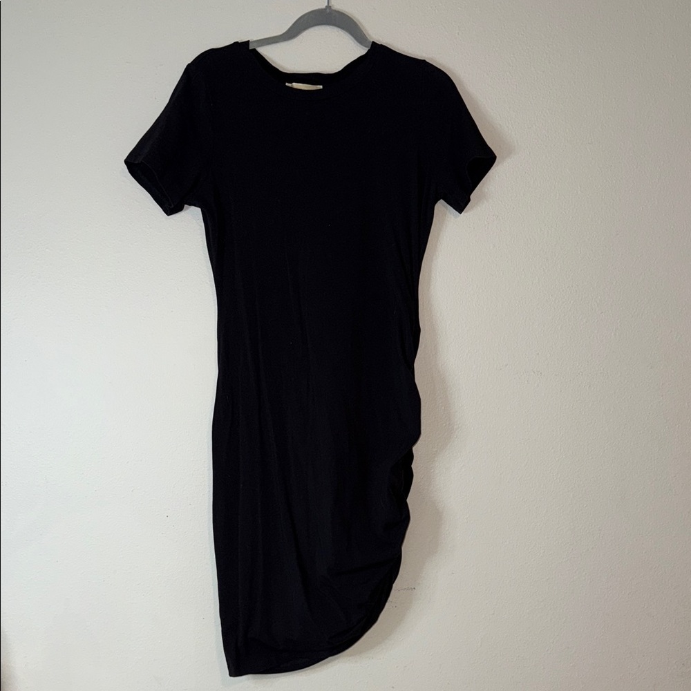 Elegant Michael Kohrs Black cinch TShirt Dress